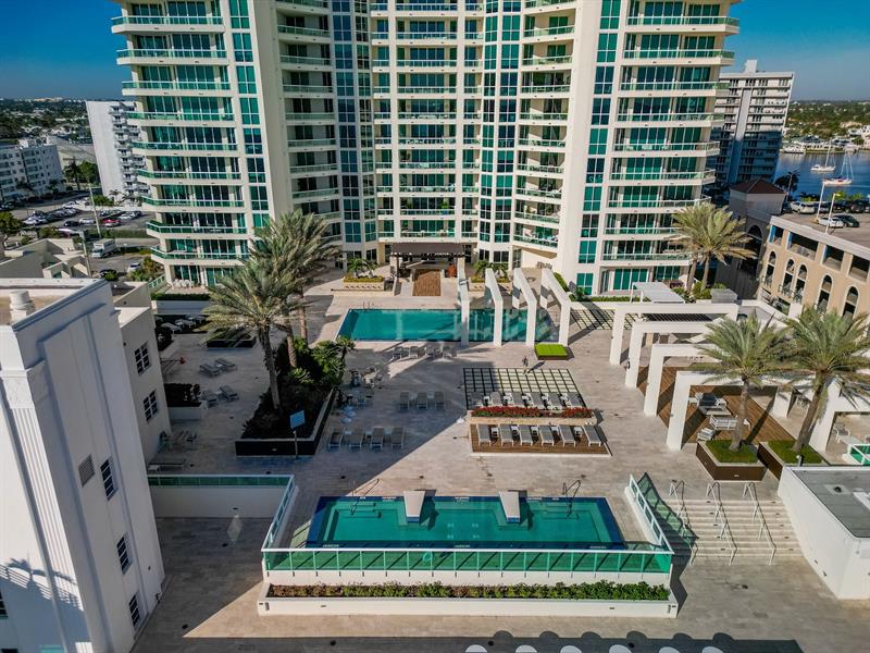 las olas beach club pool gianpierre giusti